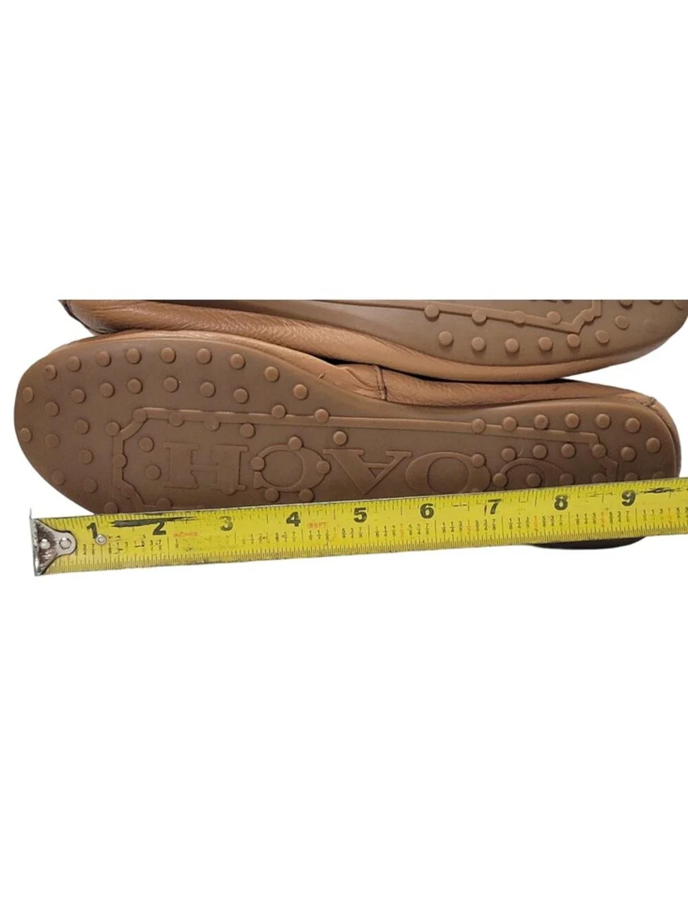 Coach Fredrica Loafers Women 8B Tan Leather Gold Logo Driving Moccasins A5175